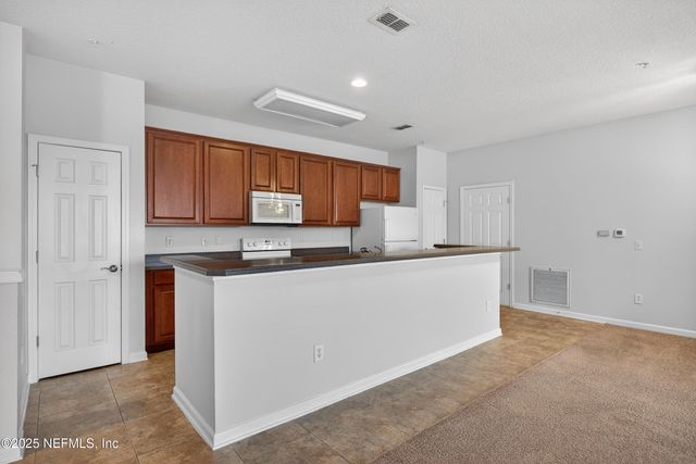 11251 CAMPFIELD Drive 2305, Jacksonville, FL 32256