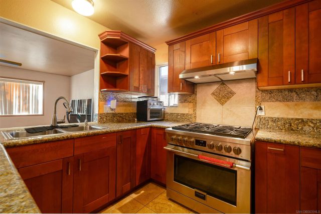 10448 Glenellen Avenue, San Diego, CA 92126