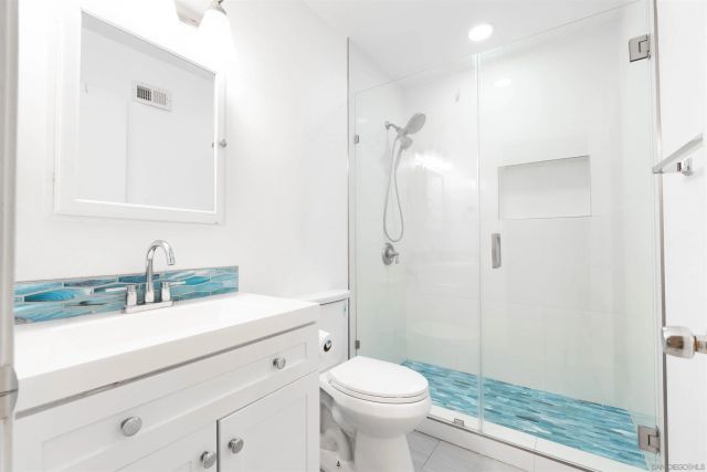 10448 Glenellen Avenue, San Diego, CA 92126