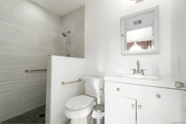 10448 Glenellen Avenue, San Diego, CA 92126