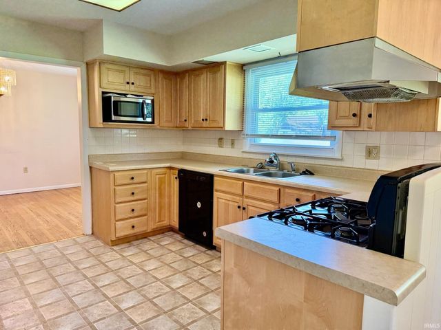 417 Sycamore Drive, Bedford, IN 47421