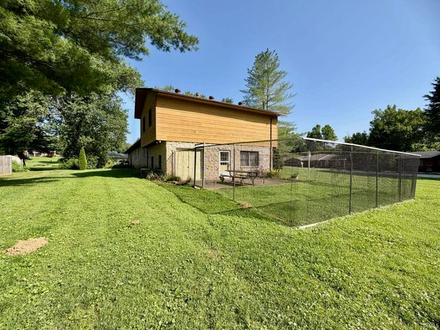 417 Sycamore Drive, Bedford, IN 47421