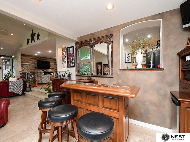 1419 Road N, York, NE 68467