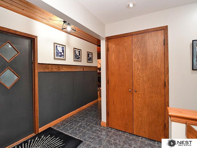 1419 Road N, York, NE 68467