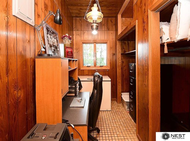 1419 Road N, York, NE 68467