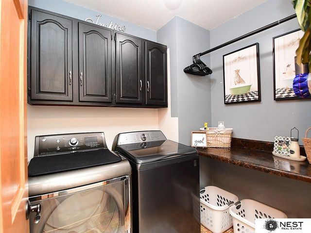 1419 Road N, York, NE 68467