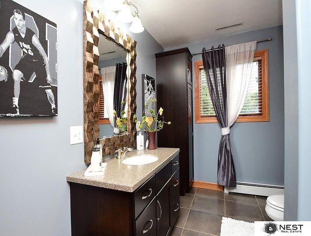 1419 Road N, York, NE 68467