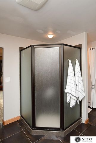 1419 Road N, York, NE 68467