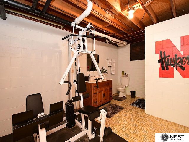 1419 Road N, York, NE 68467