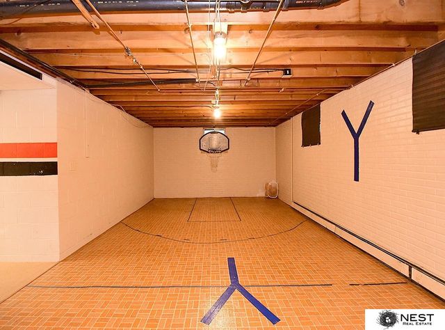 1419 Road N, York, NE 68467