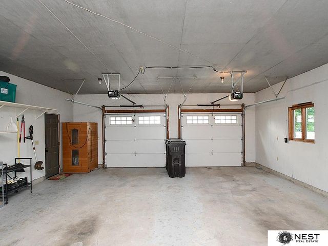 1419 Road N, York, NE 68467