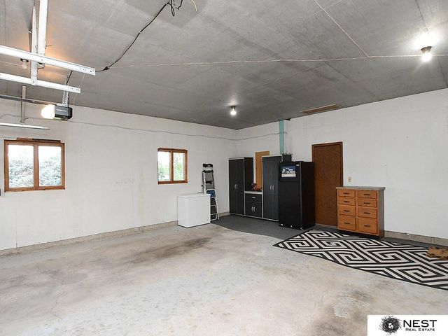 1419 Road N, York, NE 68467