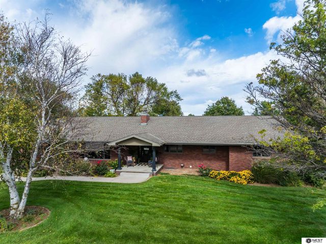 1419 Road N, York, NE 68467