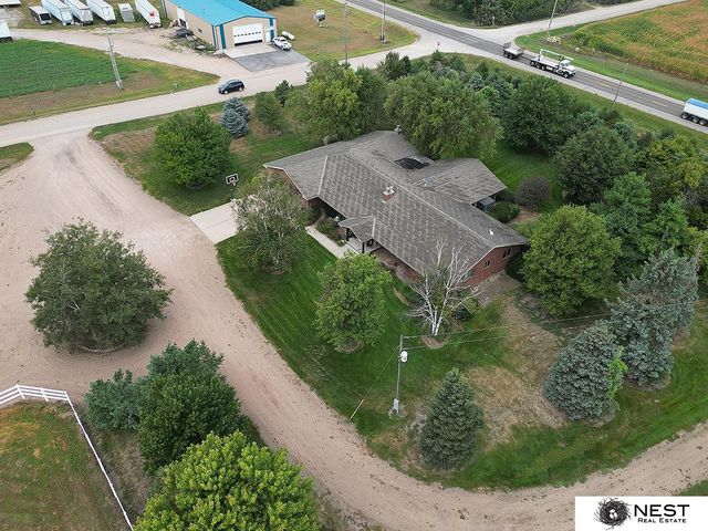 1419 Road N, York, NE 68467