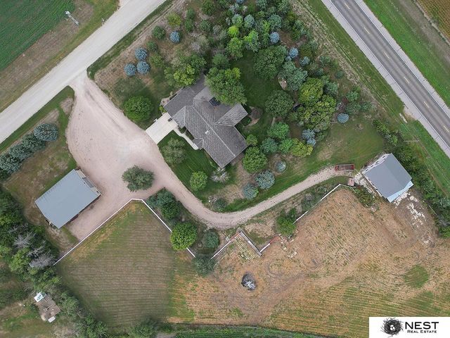 1419 Road N, York, NE 68467