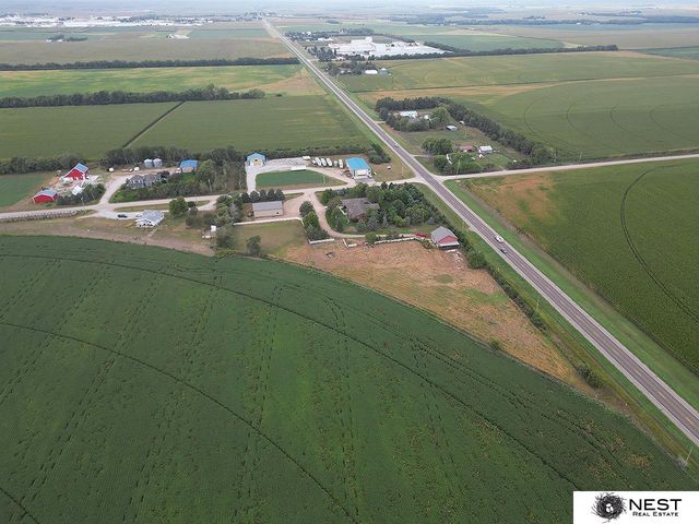 1419 Road N, York, NE 68467