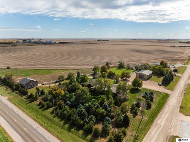 1419 Road N, York, NE 68467