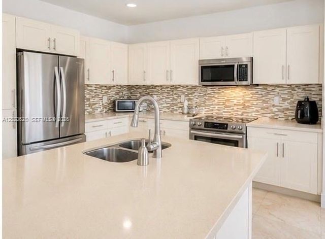 10555 NW 69th Terrace, Doral, FL 33178