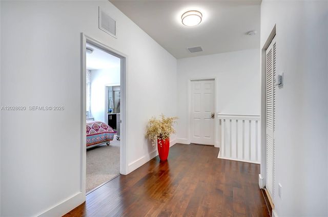 10555 NW 69th Terrace, Doral, FL 33178