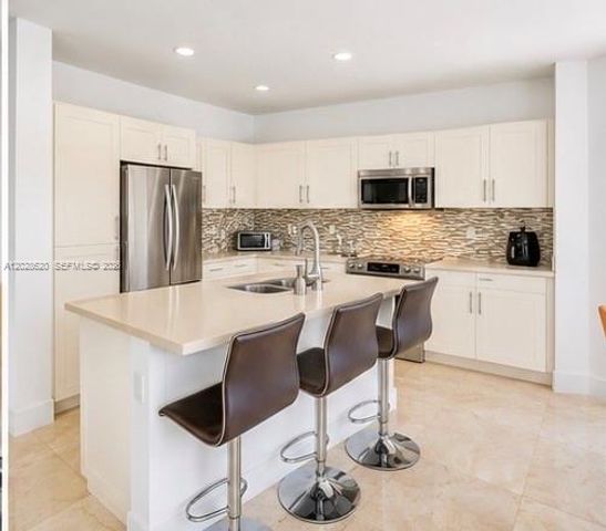 10555 NW 69th Terrace, Doral, FL 33178