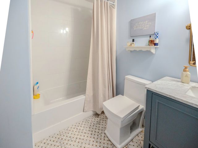 2207 Marble Falls Drive, Carrollton, TX 75007