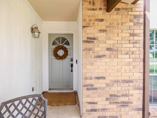 2207 Marble Falls Drive, Carrollton, TX 75007