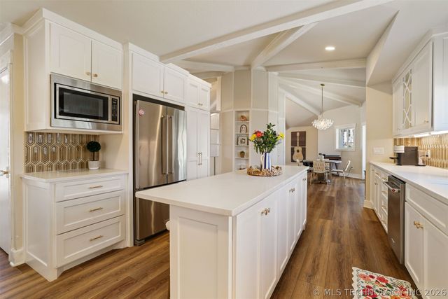 2232 Gershwin Drive, Durant, OK 74701