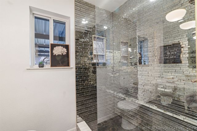 2232 Gershwin Drive, Durant, OK 74701