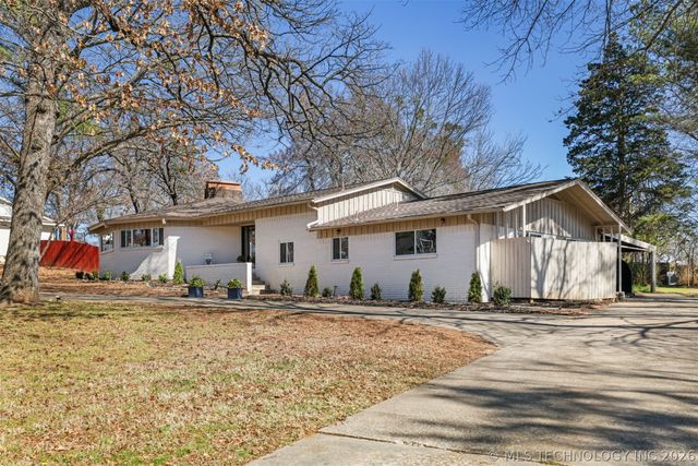 2232 Gershwin Drive, Durant, OK 74701