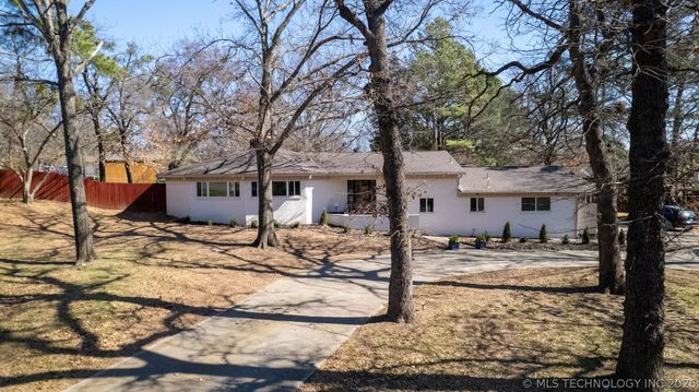 2232 Gershwin Drive, Durant, OK 74701