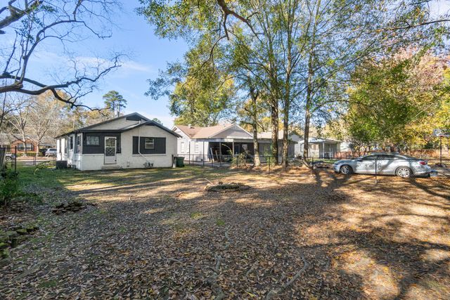 418 S 12th Ave., Hattiesburg, MS 39401