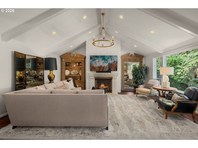 17084 CANAL Cir, Lake Oswego, OR 97035