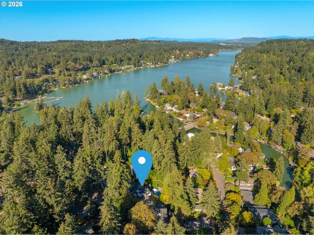 17084 CANAL Cir, Lake Oswego, OR 97035