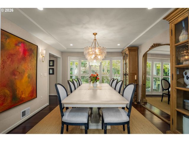 17084 CANAL Cir, Lake Oswego, OR 97035