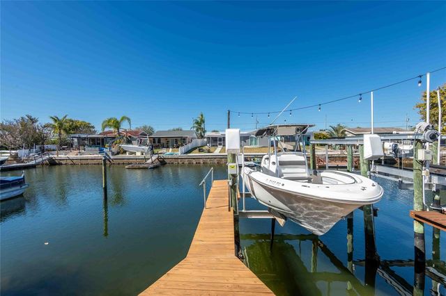 4925 BONITO DRIVE, New Port Richey, FL 34652