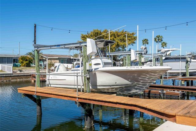 4925 BONITO DRIVE, New Port Richey, FL 34652