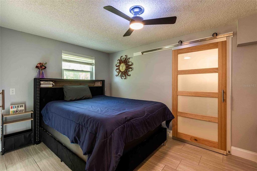 Image 14 of property listing at 4925 BONITO DRIVE, New Port Richey, FL 34652