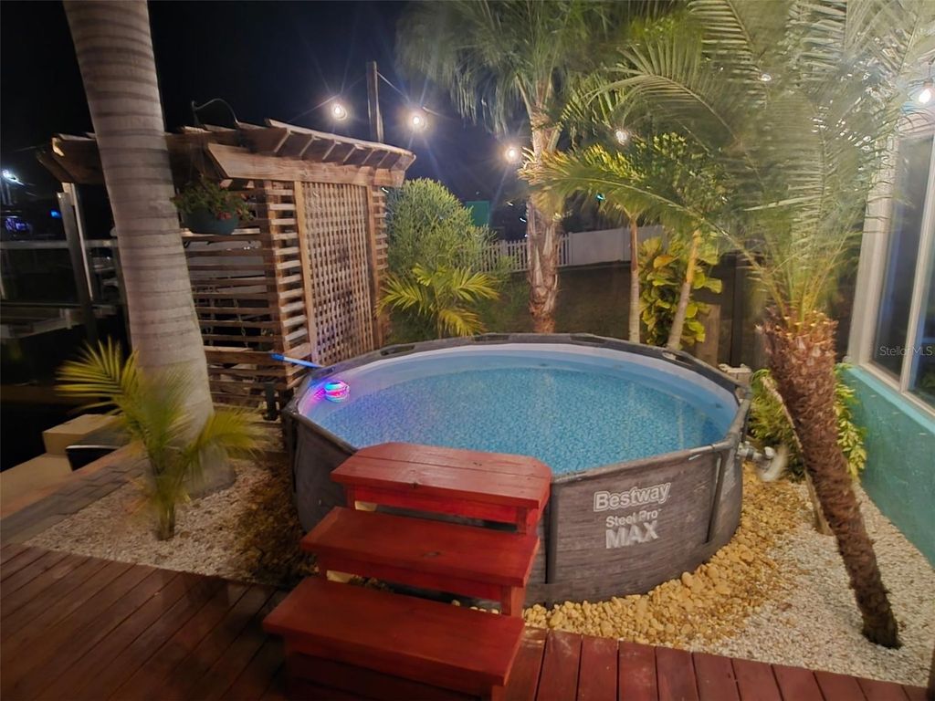 Image 41 of property listing at 4925 BONITO DRIVE, New Port Richey, FL 34652