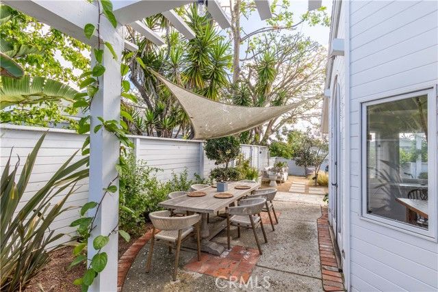 3175 Mountain View Drive, Laguna Beach, CA 92651