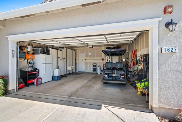 1627 Carson River Loop, Lincoln, CA 95648