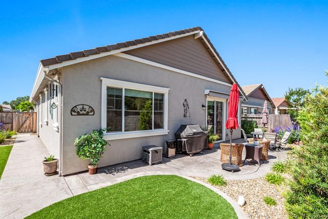 1627 Carson River Loop, Lincoln, CA 95648