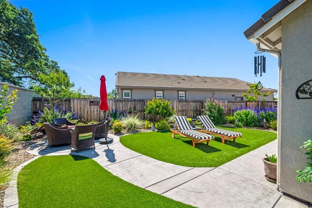 1627 Carson River Loop, Lincoln, CA 95648