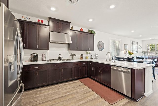 1627 Carson River Loop, Lincoln, CA 95648