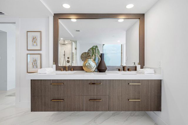 525 S S Flagler Drive 23a, West Palm Beach, FL 33401