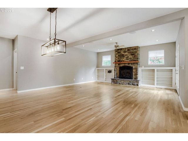 10544 Sw SUNNYSIDE Dr, Wilsonville, OR 97070
