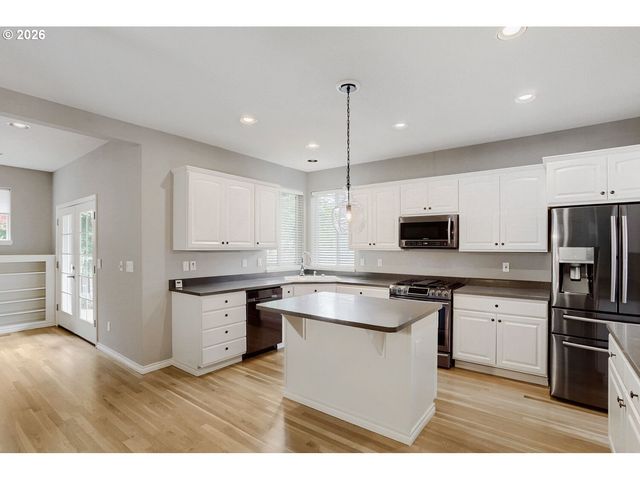 10544 Sw SUNNYSIDE Dr, Wilsonville, OR 97070