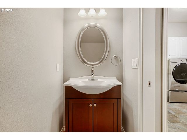 10544 Sw SUNNYSIDE Dr, Wilsonville, OR 97070