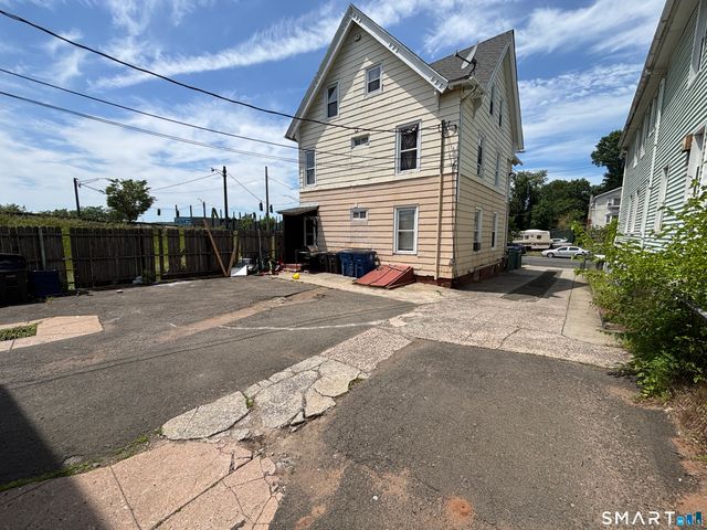206 Lamberton Street, New Haven, CT 06519