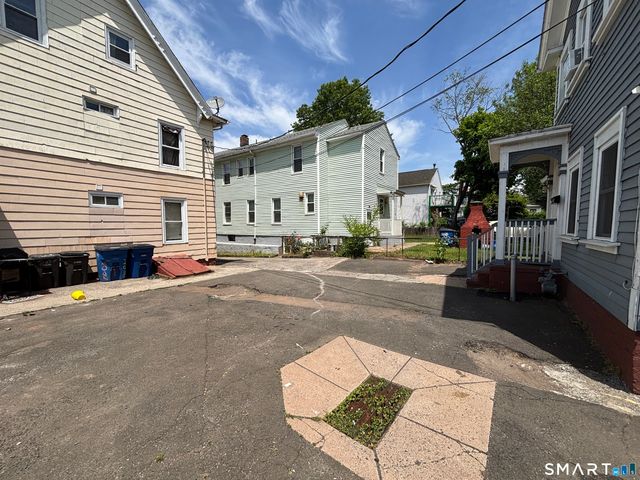 206 Lamberton Street, New Haven, CT 06519