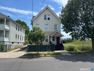 206 Lamberton Street, New Haven, CT 06519